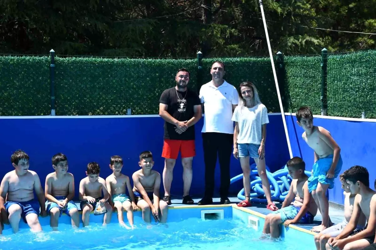 Beylikova'da 'Yüzme Bilmeyen Kalmasın' Projesi Başladı