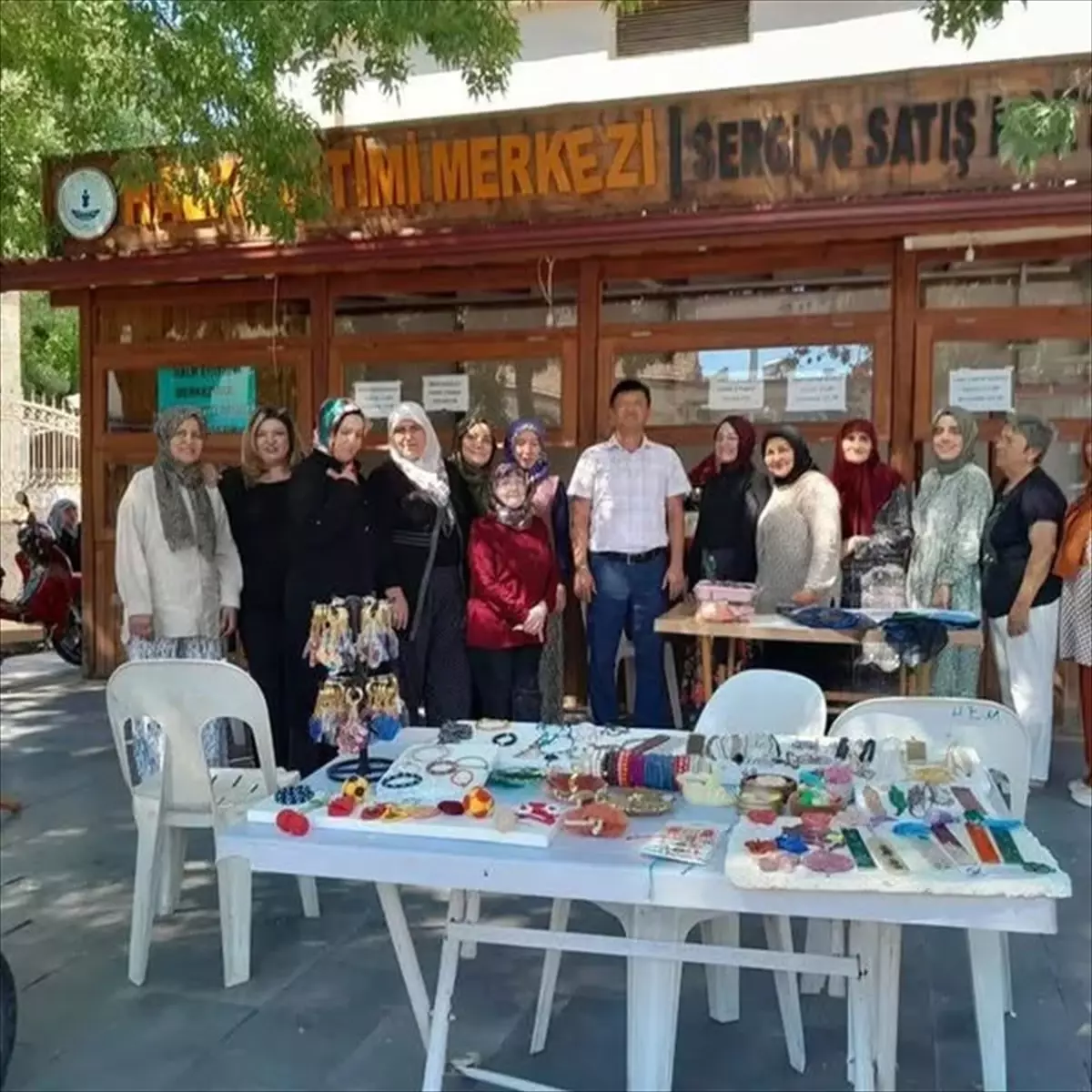 Elmalı'da Satış Reyonu Açıldı