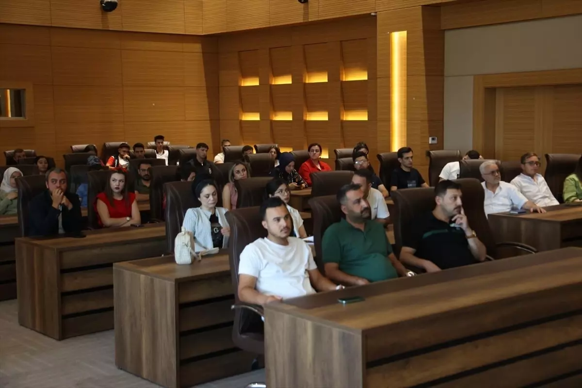 Yeşilay, Kilis Belediyesi Personeline Eğitim Verdii