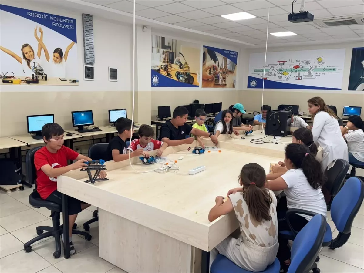 Gaziantep'te Çocuklara Robotik Kodlama Eğitimi