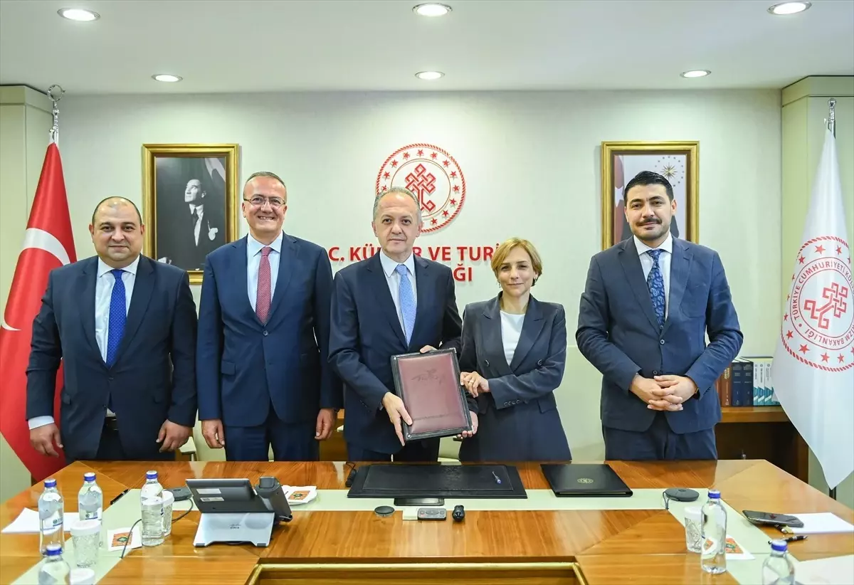 Ürgüp'te Kültür Merkezi ve Kütüphane Protokolü İmzalandı