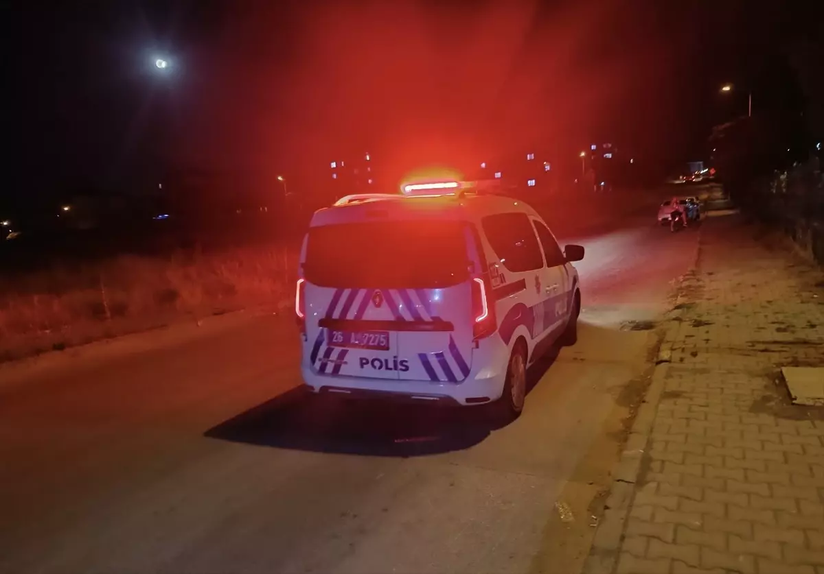 Eskişehir'de Kavga: 14 Yaşındaki Çocuk Bıçaklandı