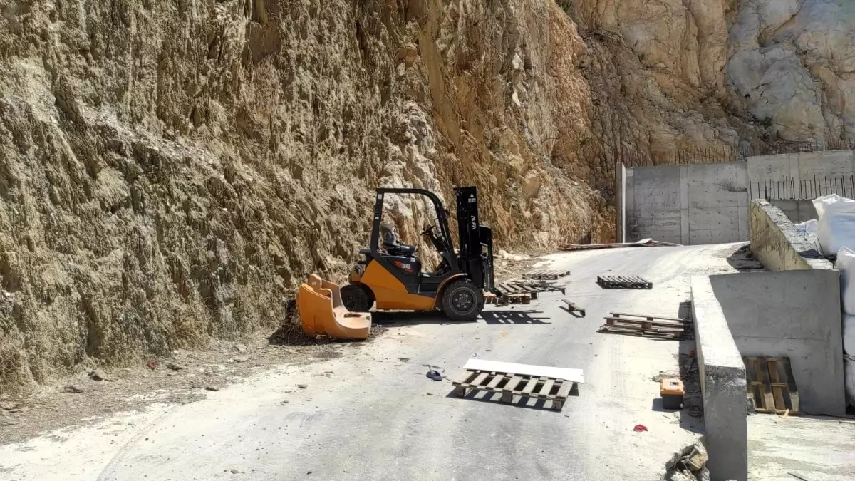 Forklift Kazasında A ağır Yaralandı