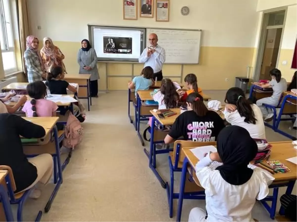 Afyon'da Yaz Kur'an Kursları Devam Ediyor