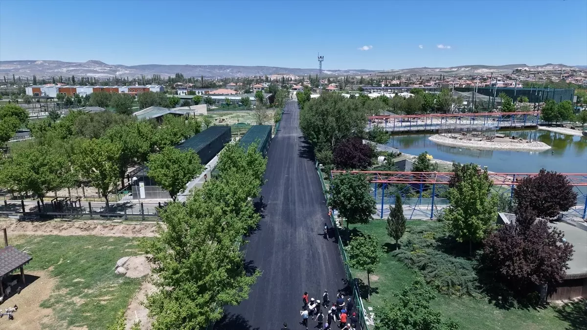 Kayseri Hayvanat Bahçesi'nde Yürüyüş Yolları Yenilendi