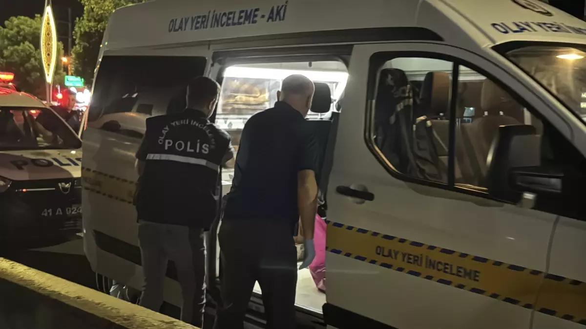 Kartepe'de Kavga: 2 Yaralı