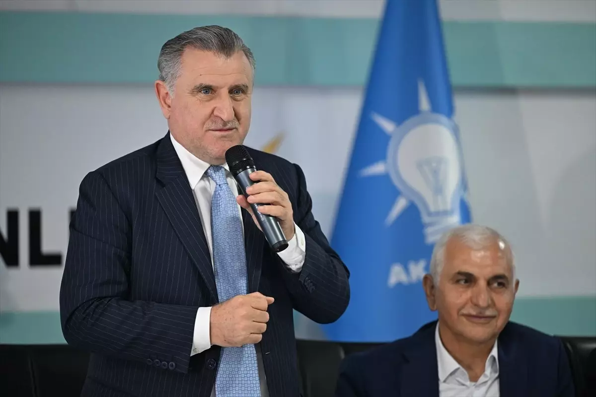 Bakanlar Bak ve Kacır, Siirt'te ziyaretlerde bulundu