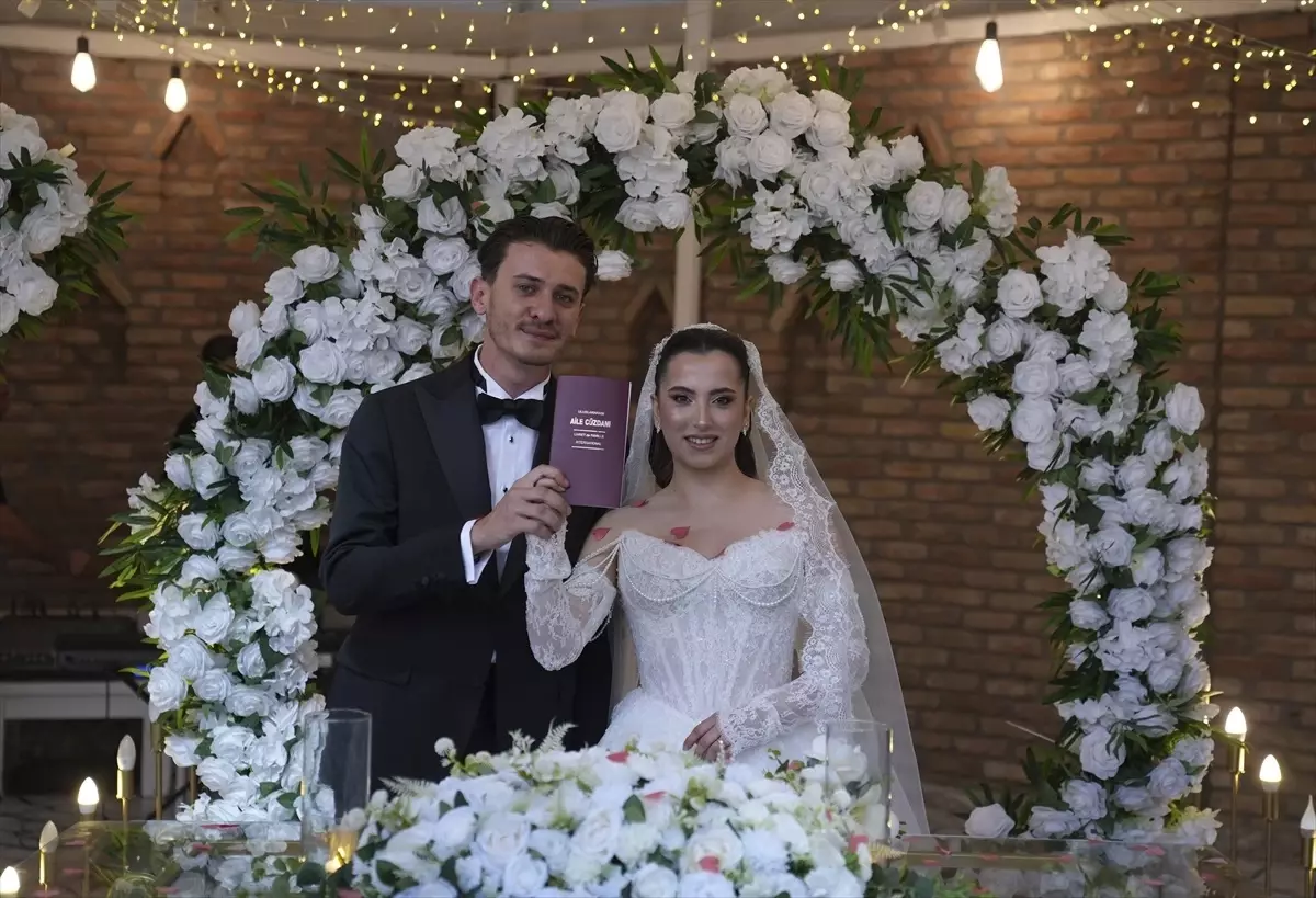 AA Muhabirleri Evlendi