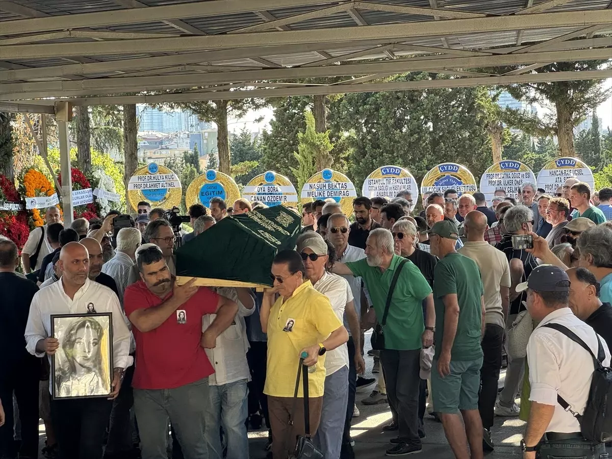 Caz Sanatçısı Rüçhan Çamay, Son Yolculuğuna Uğurlandı
