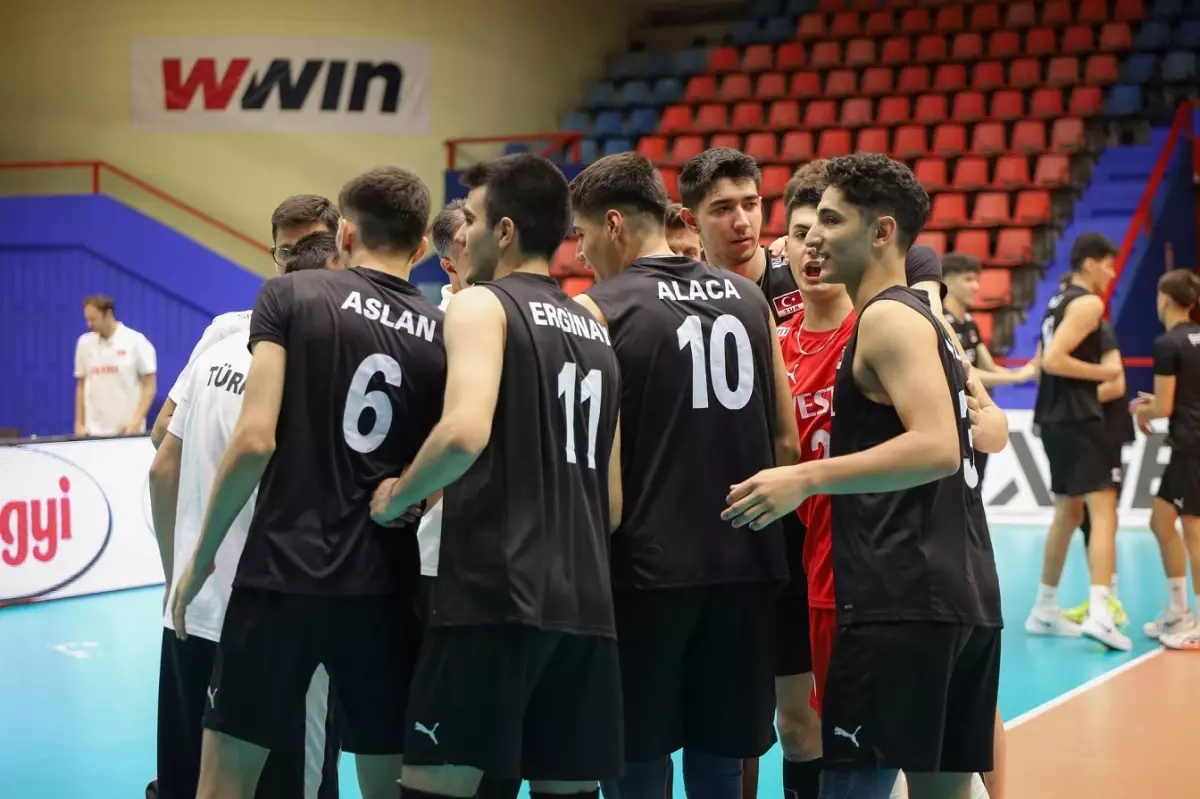 U19 Voleybol Milli Takımından Temiz Galibiyet