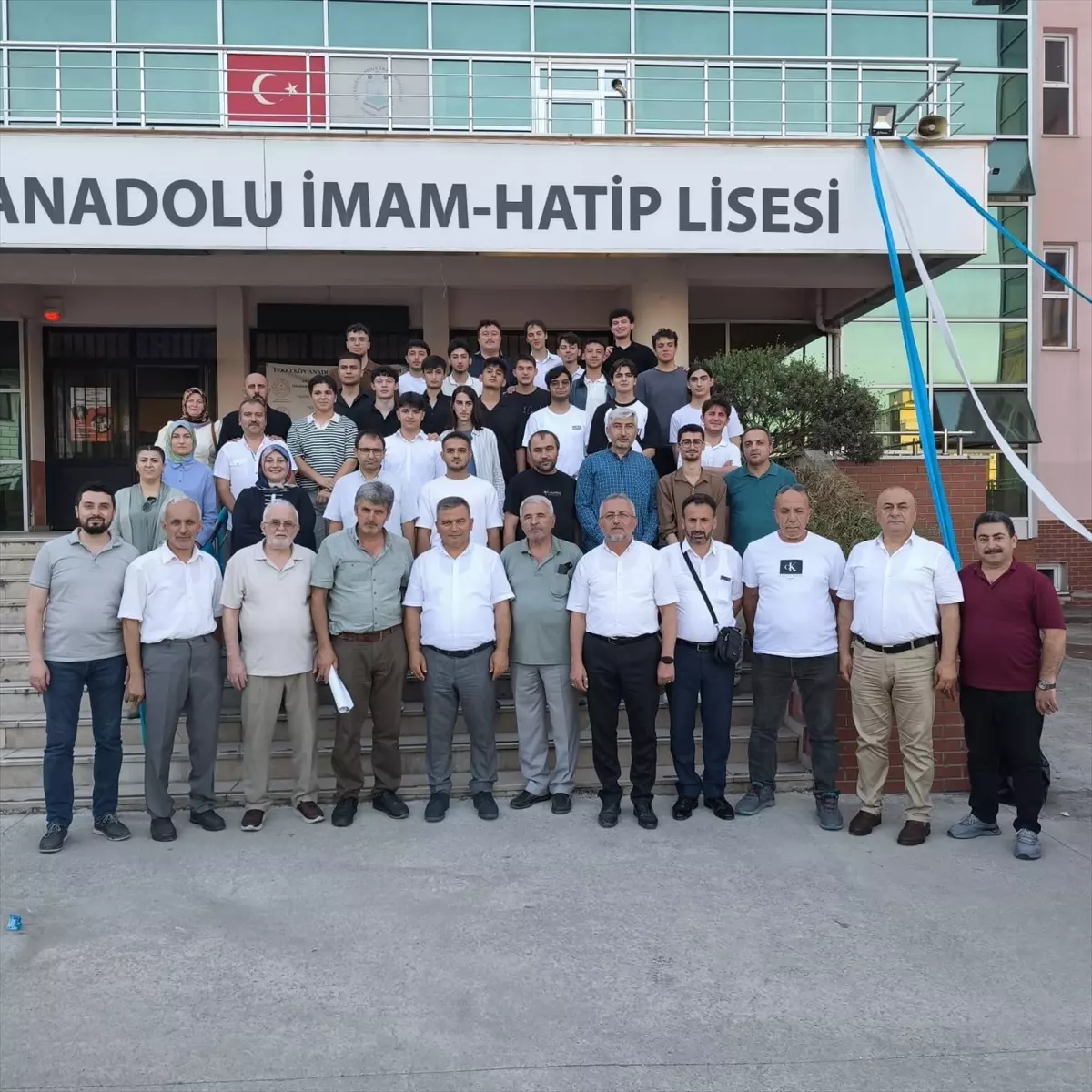 Tekkeköy İmam Hatip'te Mezunlar Buluşması