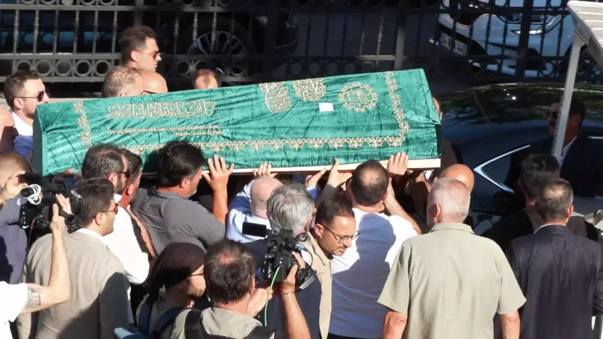 Yiğit Bulut Son Yolculuğuna Uğurlandı