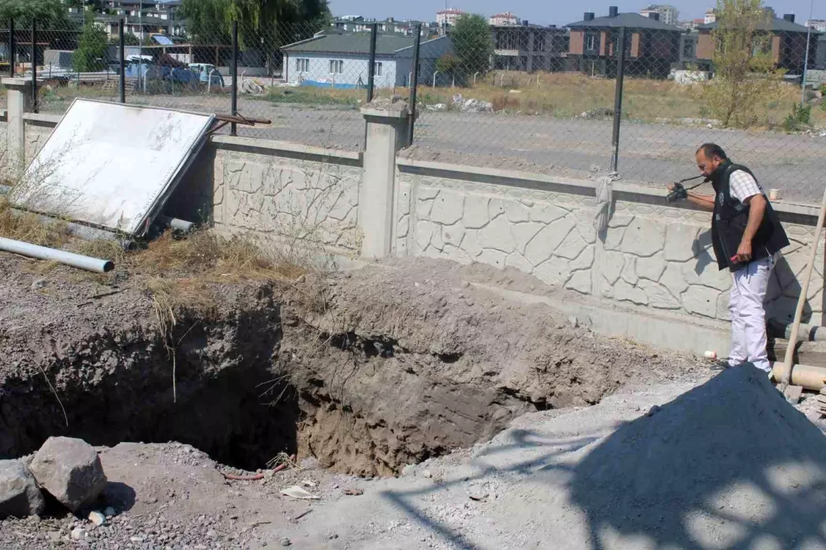 Kayseri'de İşçi Foseptik Çukurunda Taş Altında Kaldı