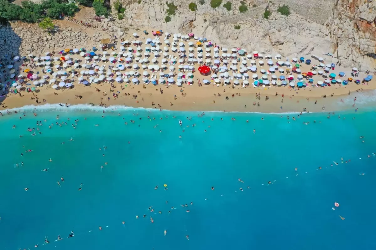 Antalya'ya Yabancı Turist Akını!