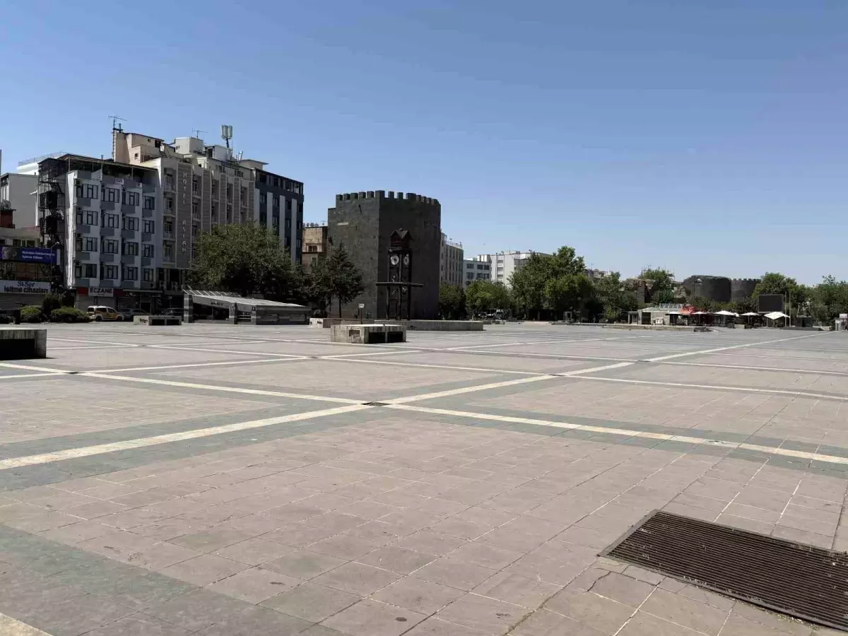 Diyarbakır'da Sıcaklar Hayatı Olumsuz Etkiliyor