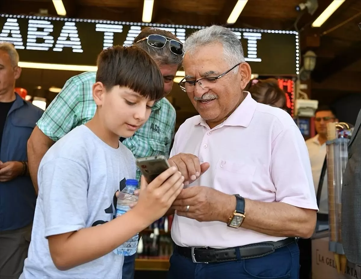 Büyükkılıç Erciyes'te Vatandaşlarla Buluştu
