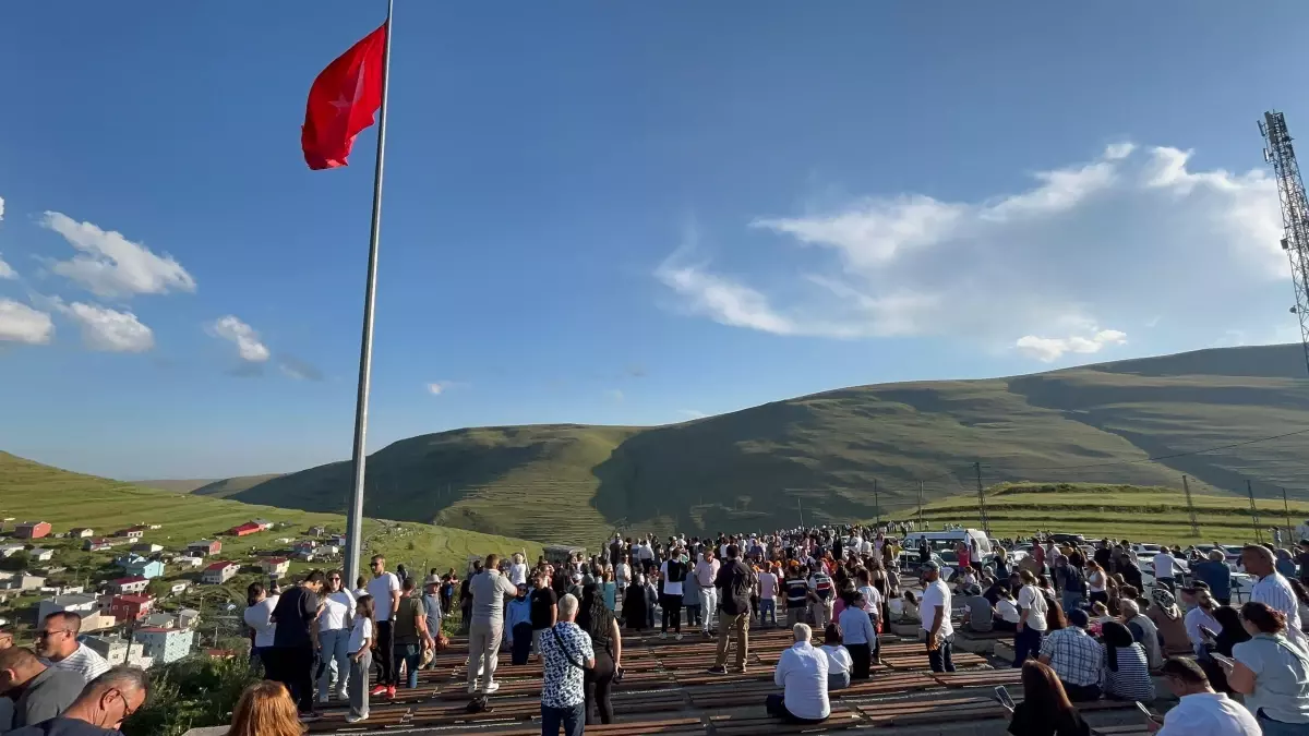 Atatürk Silüeti Damal'da Belirdi
