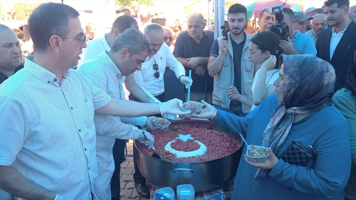 Suluova'da Aşure İkramı