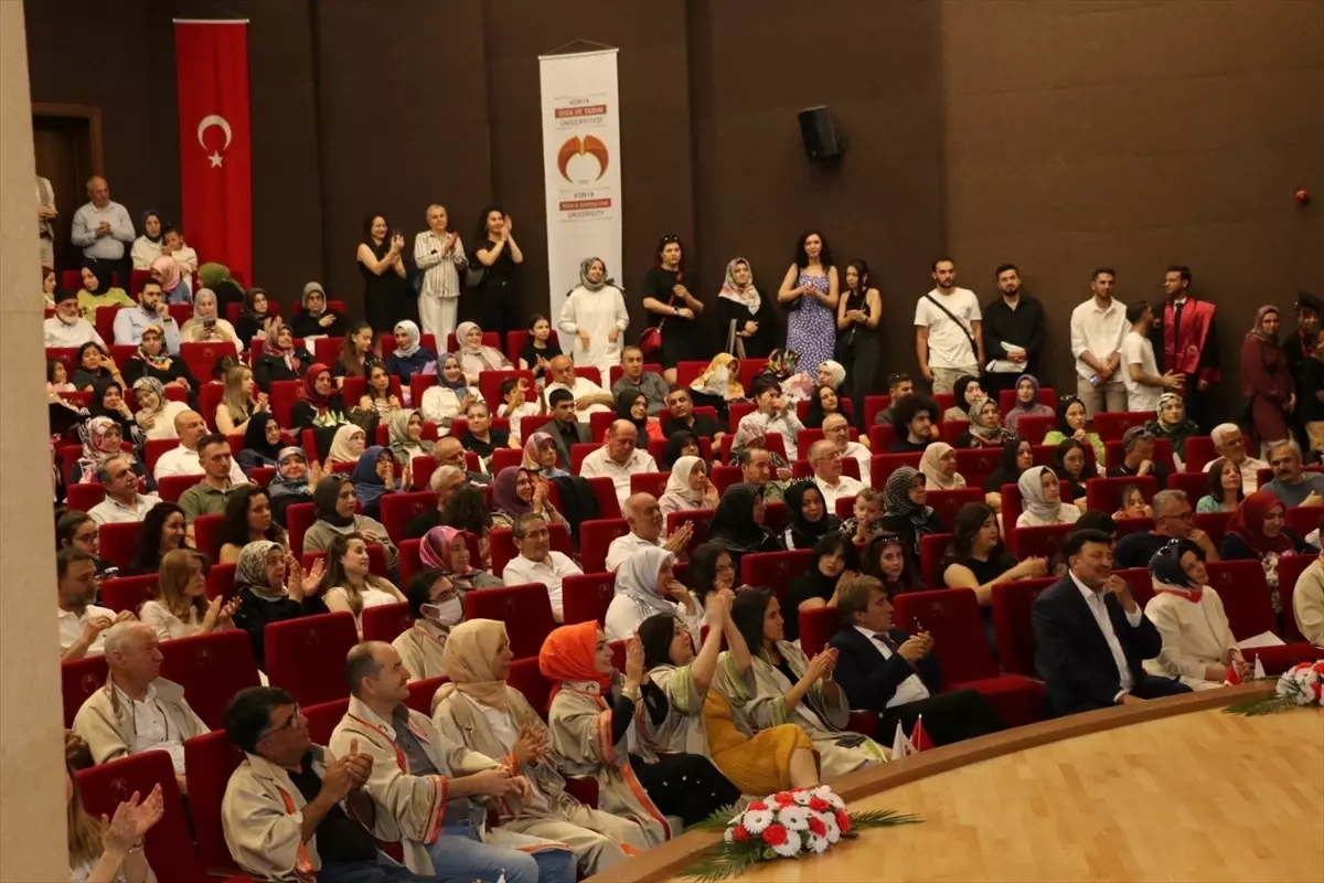 Konya Gıda ve Tarım Üniversitesi 2025 Mezunlarını Uğurladı