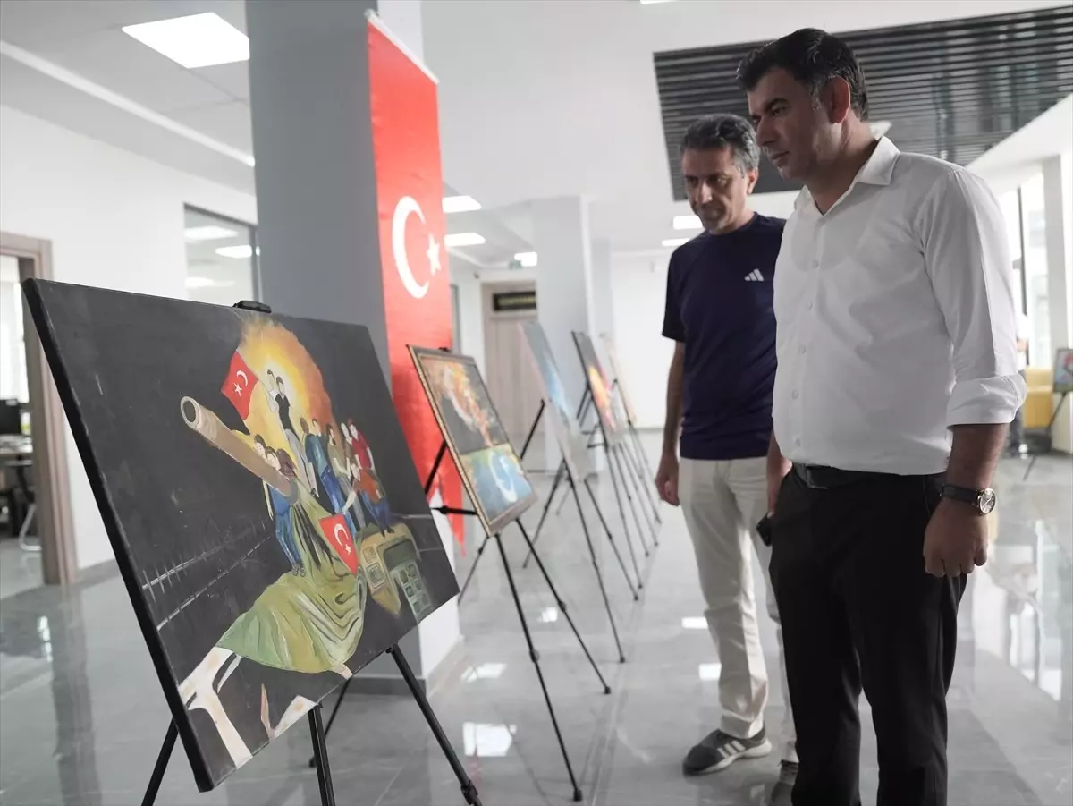 Diyarbakır'da '15 Temmuz' Resim Sergisi Açıldı