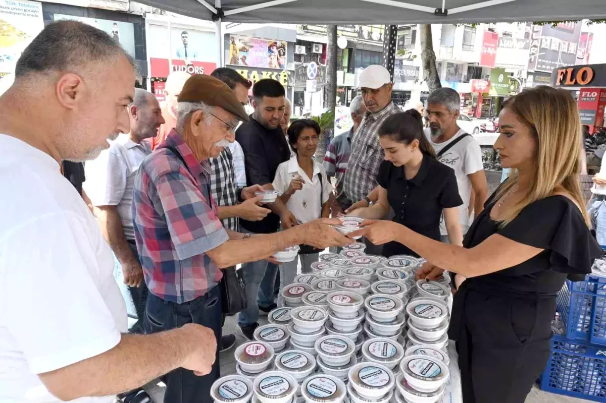 Mersin'de Aşure İkramı ile Birlik ve Beraberlik Vurgusu