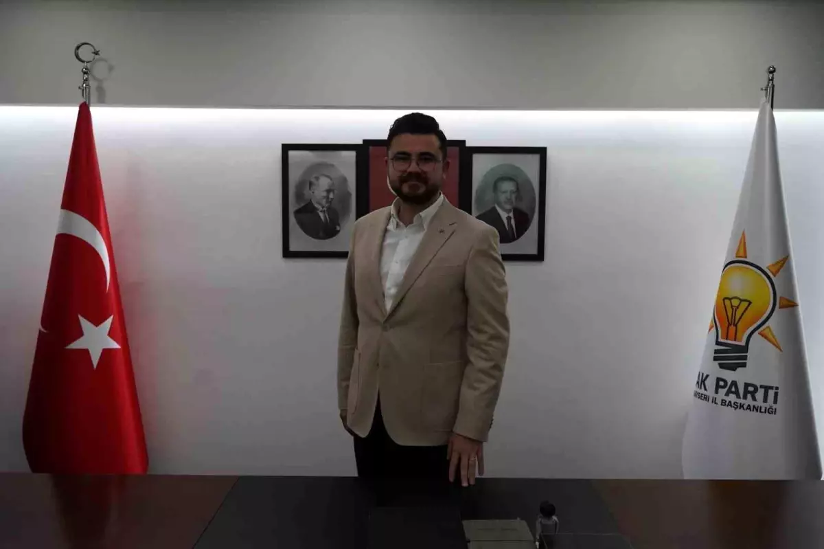 Başkan Okandan: '15 Temmuz, milletimizin karanlık bir geceden aydınlık bir sabaha yürüdüğü destansı bir direnişin adıdır'