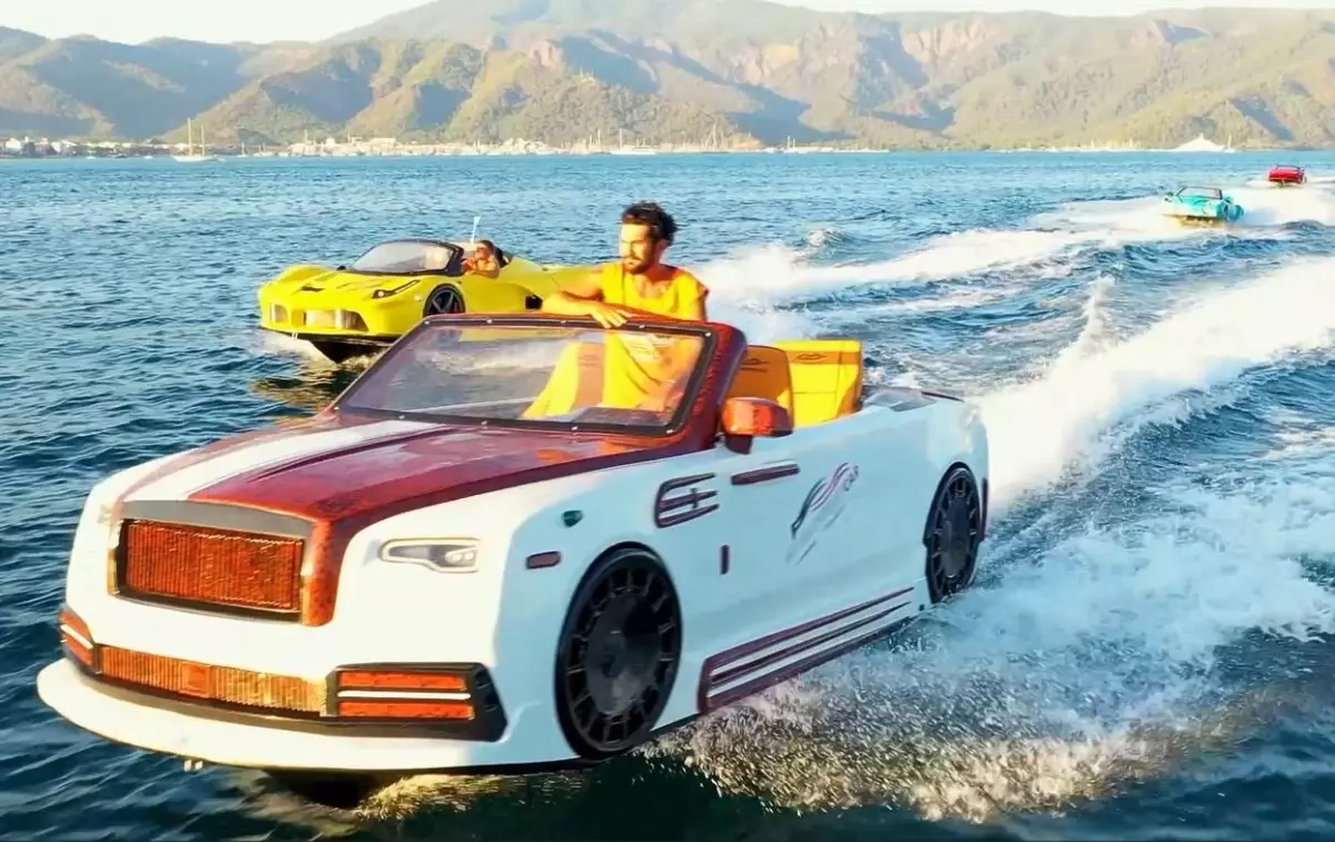 Marmaris'te Jet Car Eğlencesi