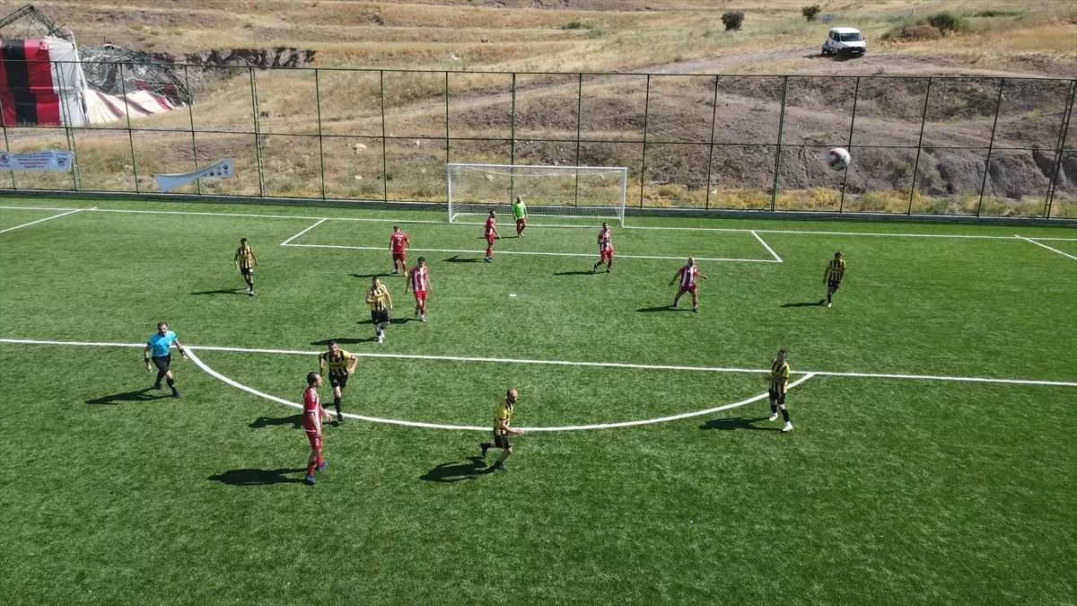 Kemah'ta 47. Futbol Turnuvası Coşkusu