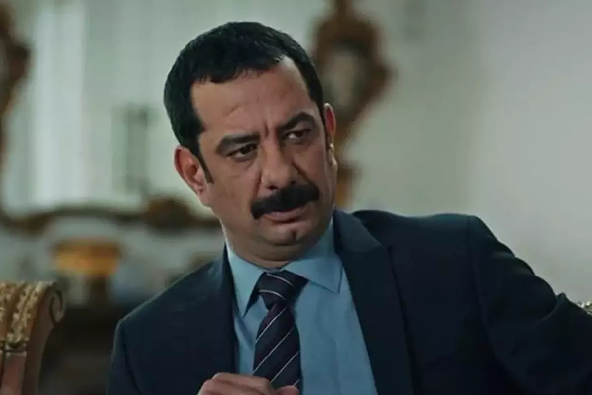 Ünlü oyuncu Emre Törün hayatını kaybetti