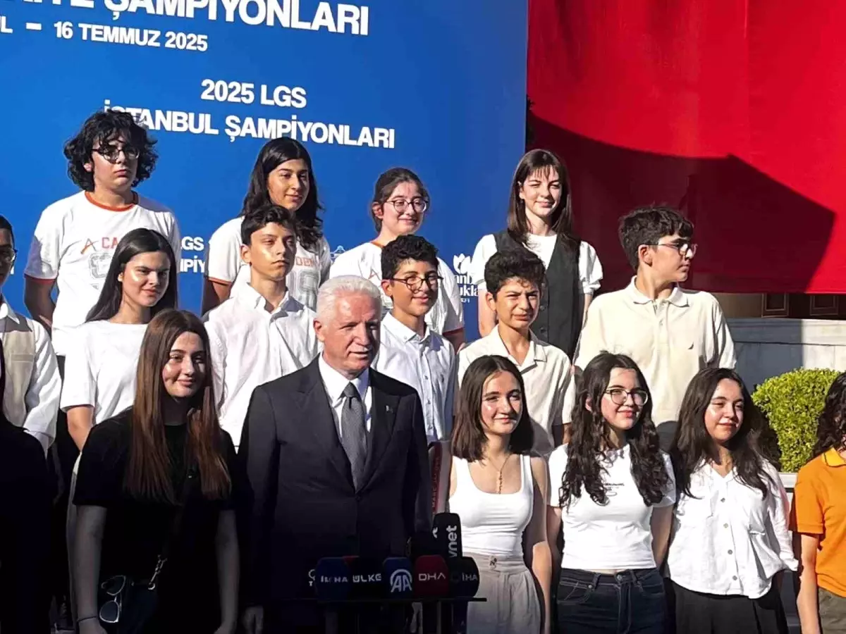 LGS Birincilerine Ödül Töreni