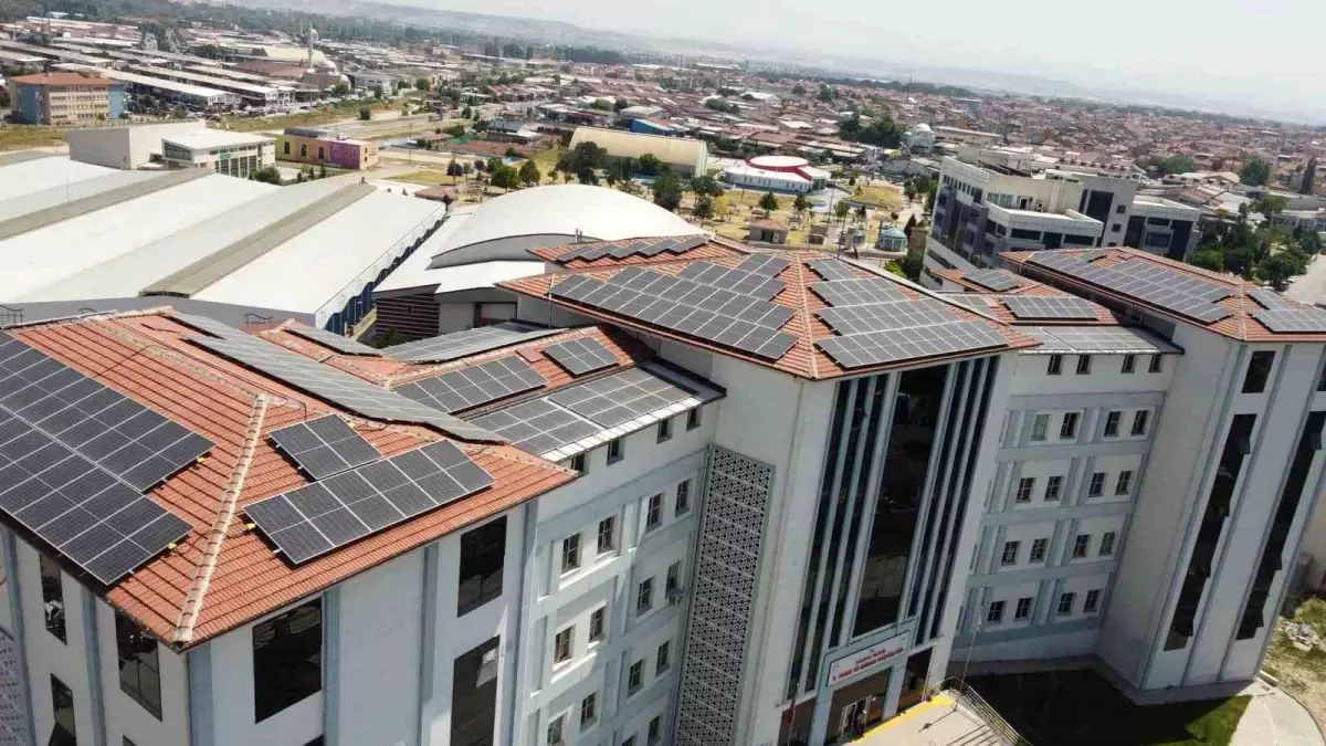 Kütahya'da Güneş Enerji Santrali Kuruldu