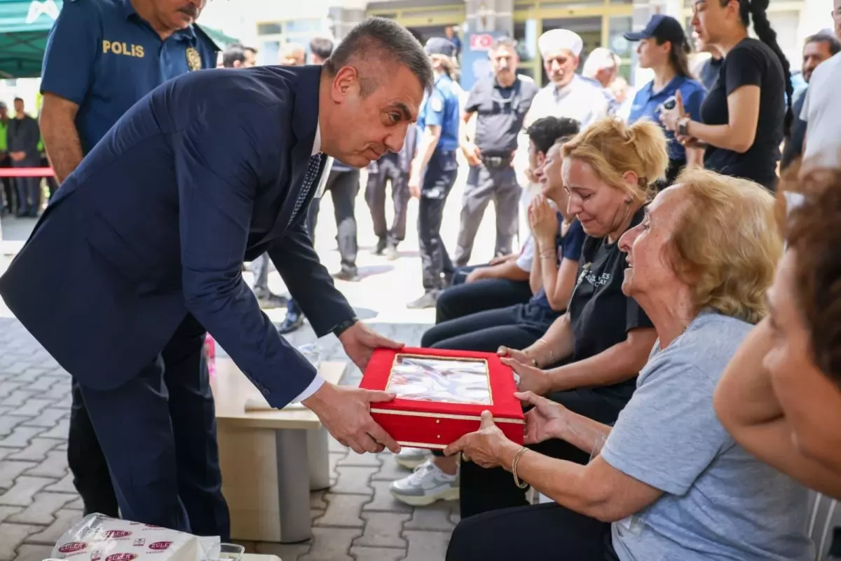 Aydıncık'ta Kalp Krizi Geçiren Polis Hayatını Kaybetti
