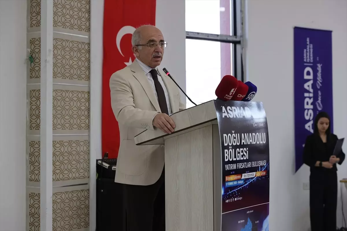 Hakkari'de Yatırım Fırsatları Zirvesi