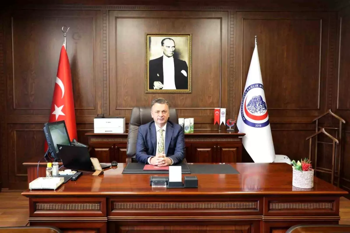 AFSÜ Rektör Vekilliğine Prof. Dr. Kemal Şenocak Atandı