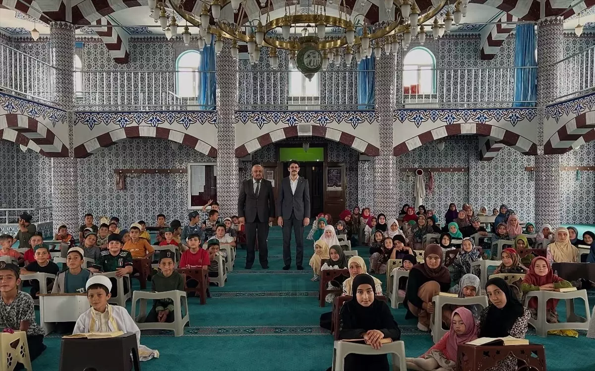 Kaymakam Eskimez, Kur'an Kursunu Ziyaret Etti