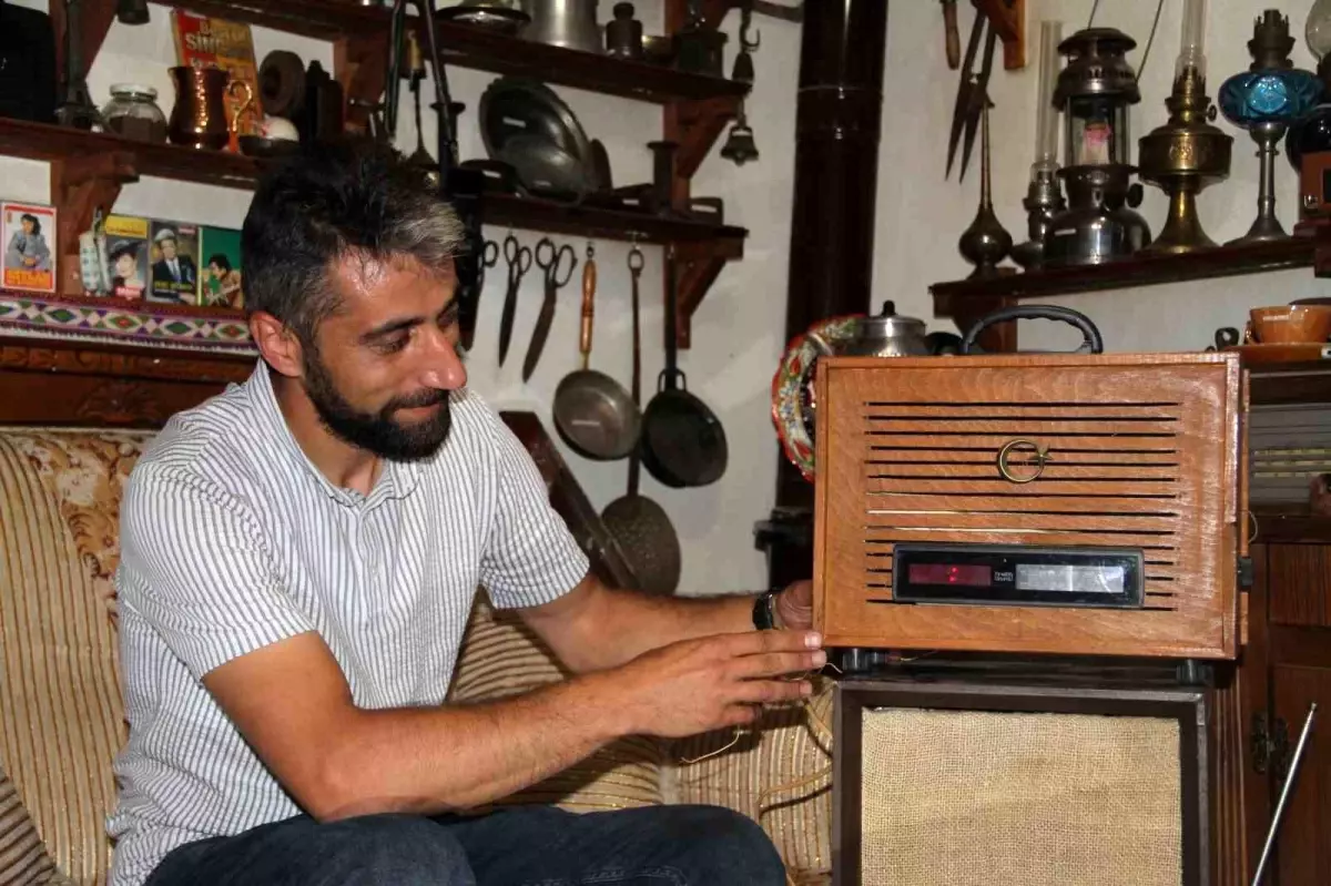 Niyazi Hararcı'nın Nostaljik Radyoları