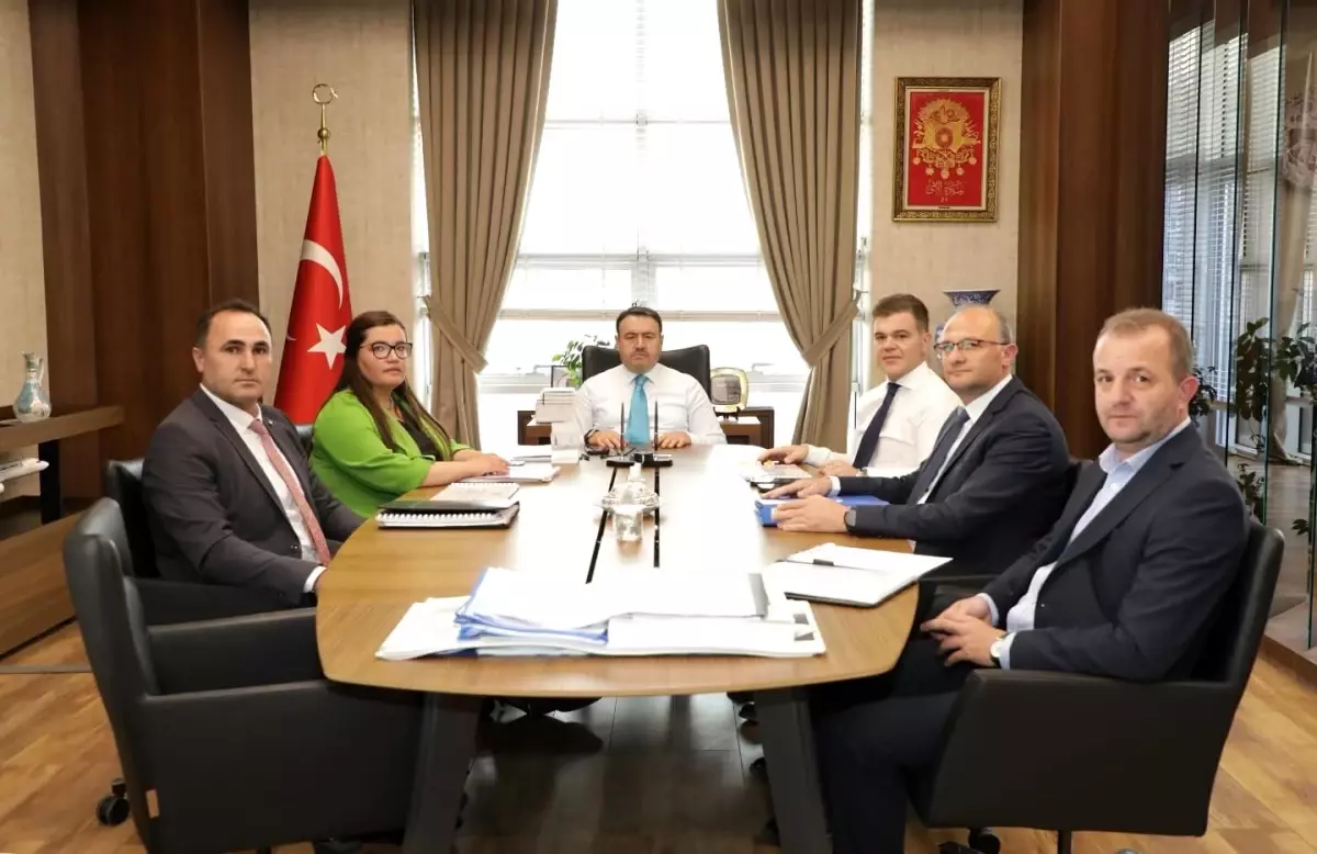 Kütahya'da Jeotermal Kaynakların Verimli Değerlendirilmesi İçin Toplantı