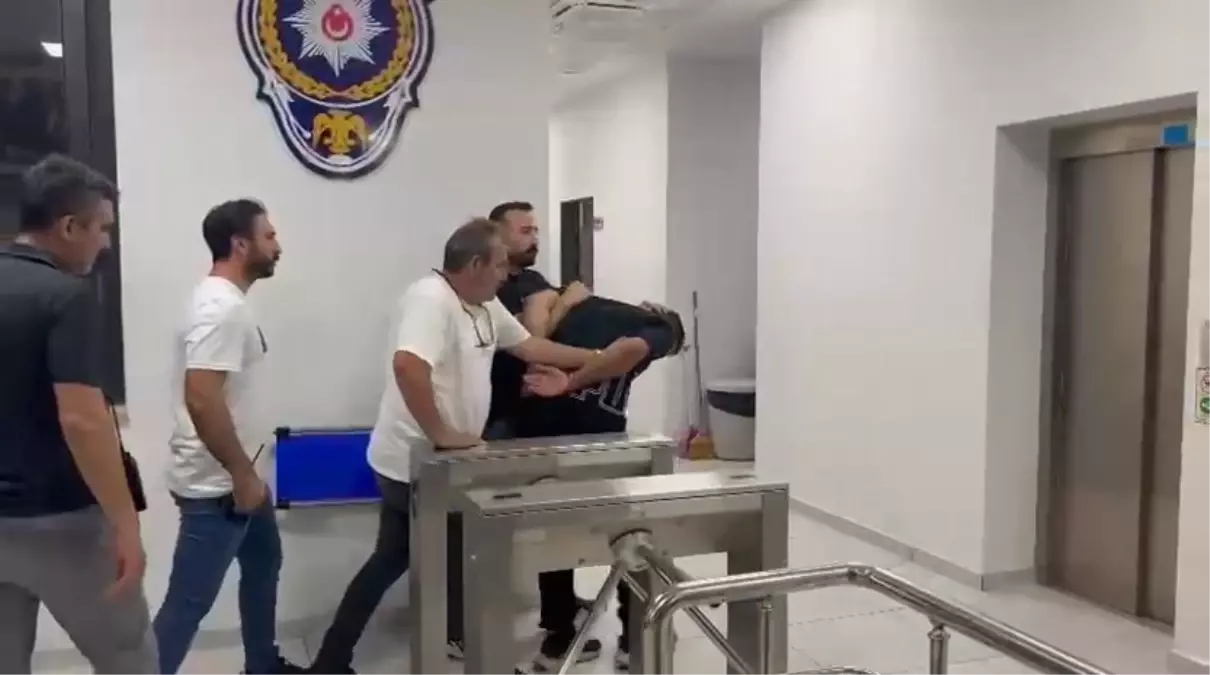 Cami Önünde Silahlı Saldırı: Şüpheli İznik'te Yakalandı