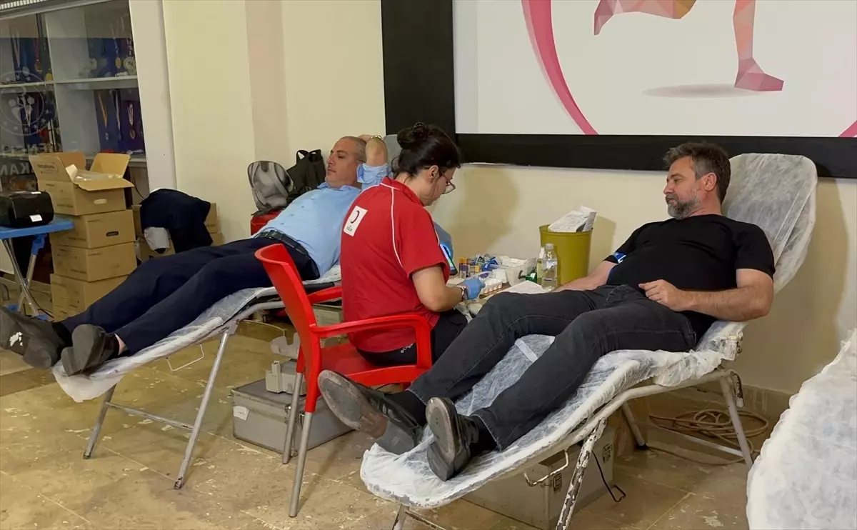 Antalya'da kan ve kök hücre bağışı etkinliği düzenlendi