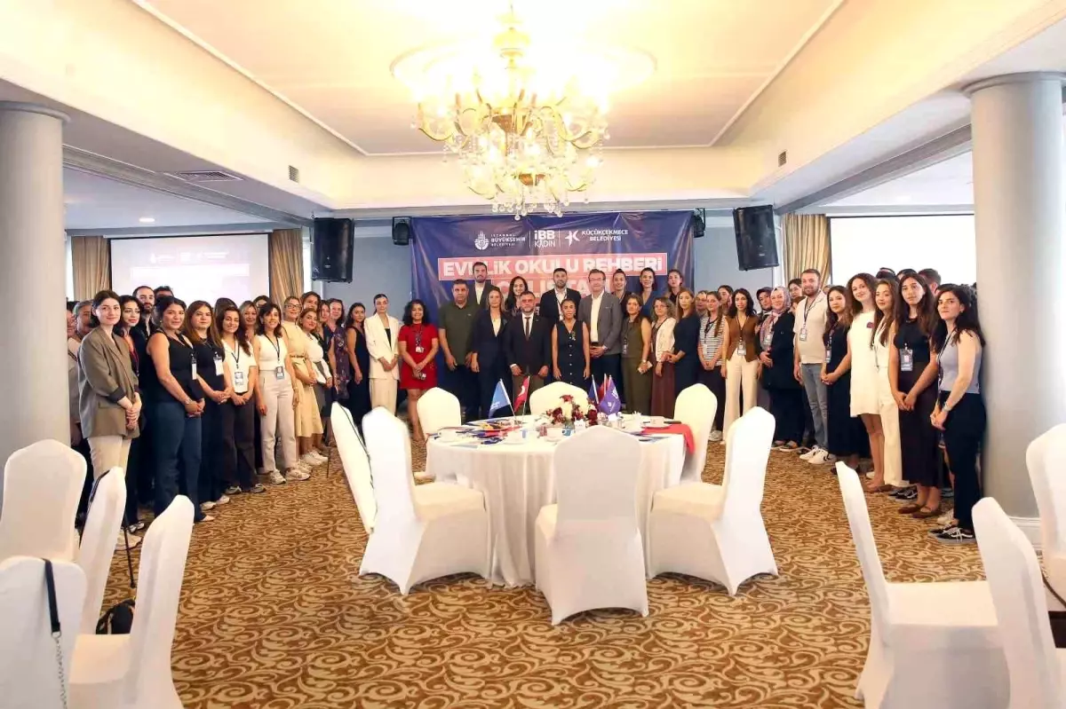Küçükçekmece'de 'Evlilik Okulu Rehberi Çalıştayı' Gerçekleştirildi