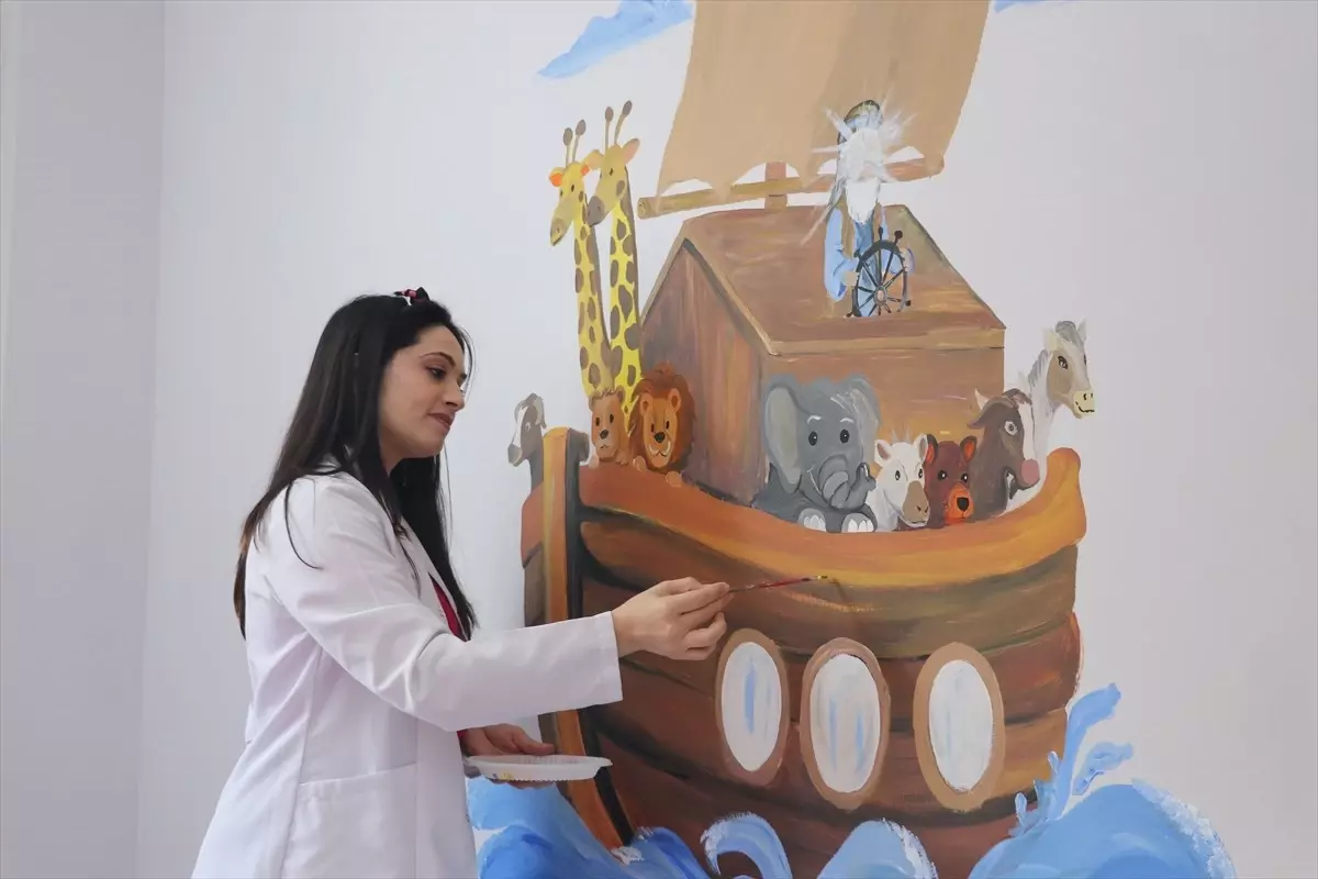Duvarları Renklendiren Sanatçı