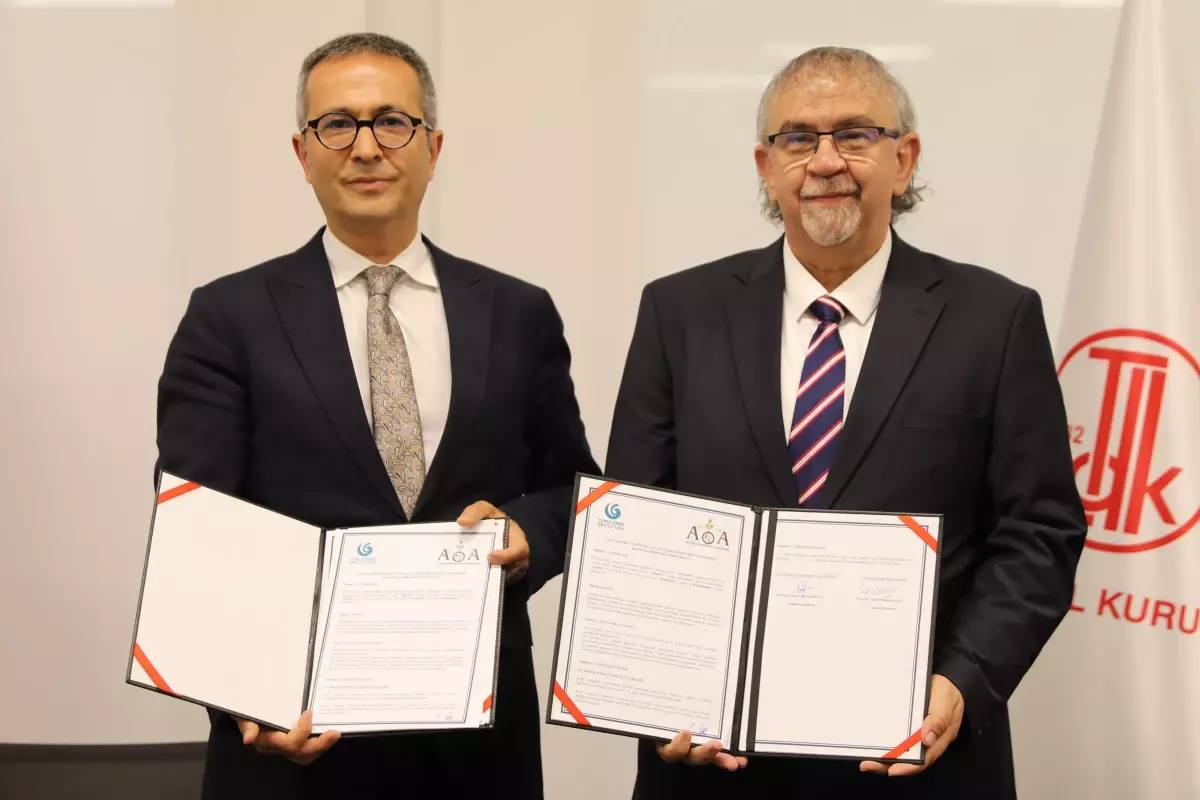 Türk Dilini Yüceltmek İçin Protokol İmzalandı