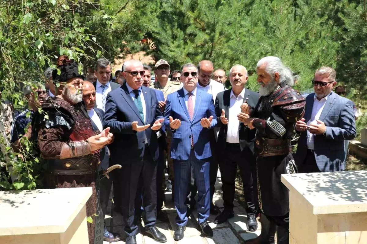 Dede Korkut Türbesi'nde Anma Töreni