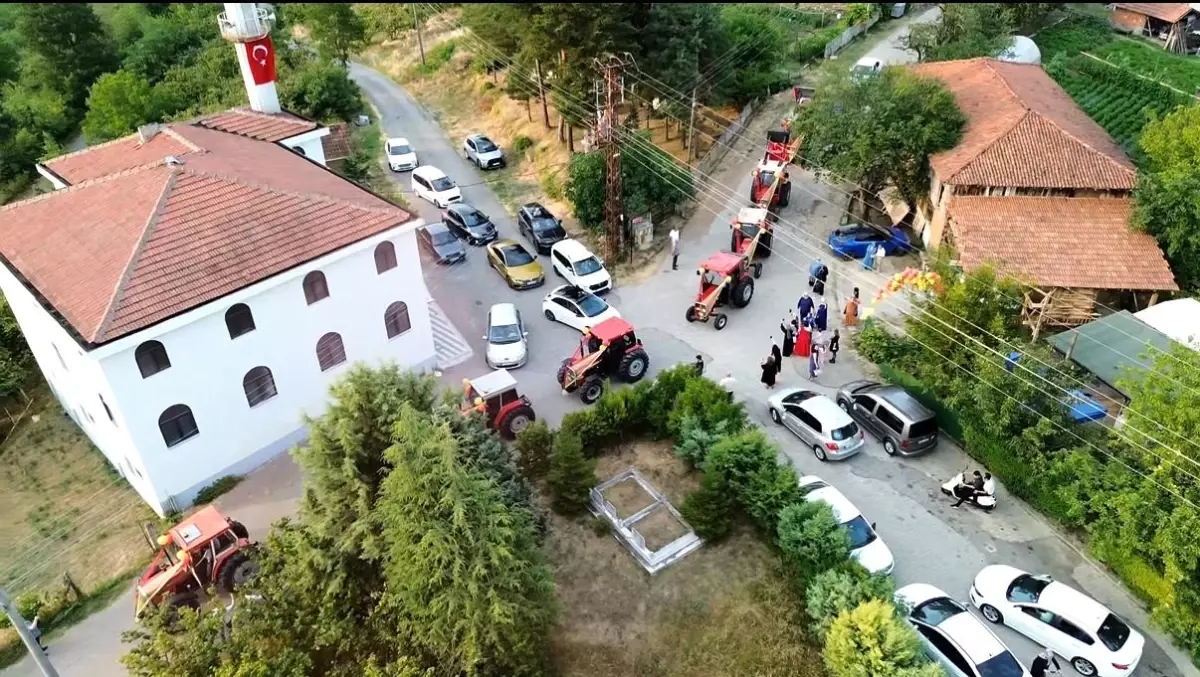 Traktörlü Sünnet Konvoyu