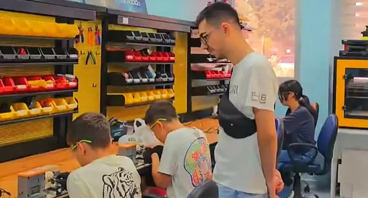Adana'da Deneyap Yaz Okulu Başladı