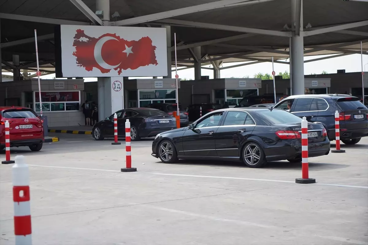 Gurbetçiler Türkiye'ye Dönüş Yolunda
