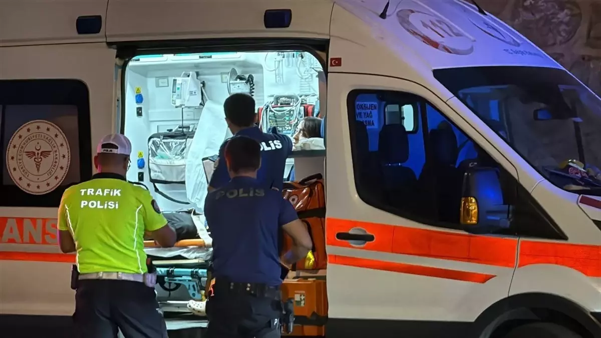 Gebze'de Motosiklet Kazası: 2 Yaralı