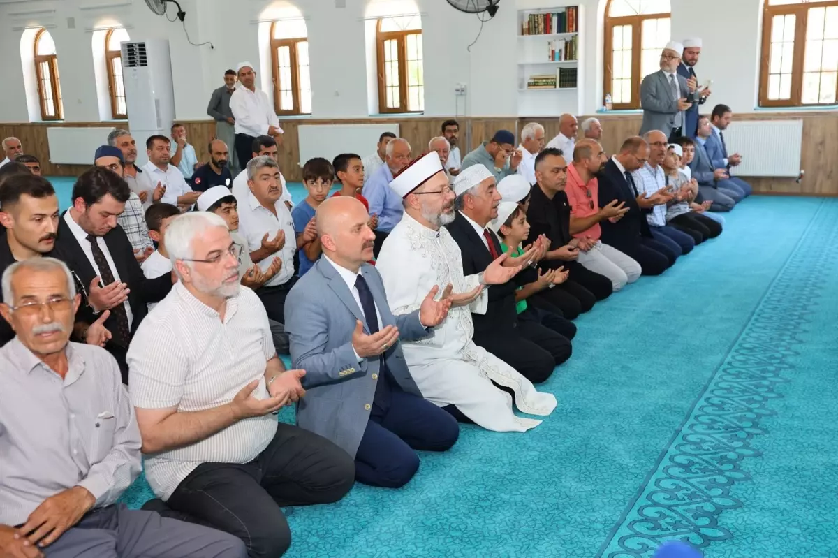 Adıyaman'da İbadet Alanları Yeniden Açıldı