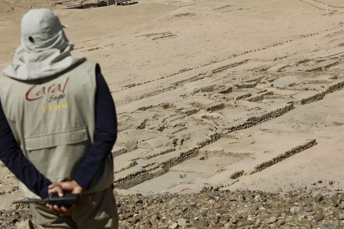 Peru'da 3 bin 800 yıllık antik kent gün yüzüne çıkarıldı