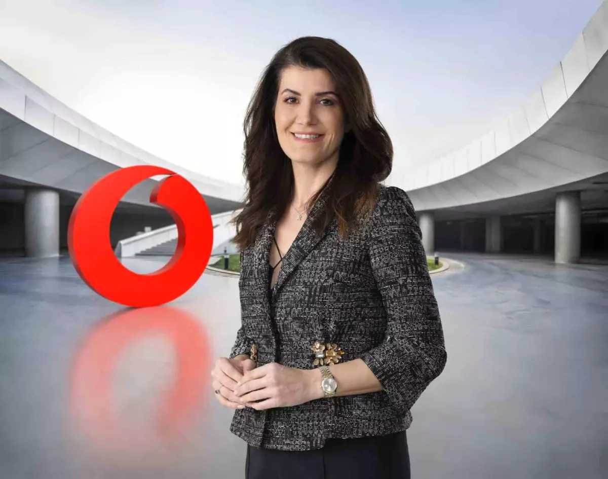 Vodafone Business, PizzaLazza ve Saloon Burger ile Dijitalleşiyor